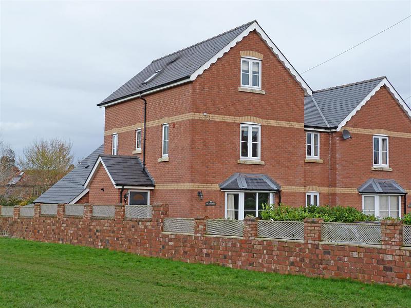 44 Tower Road, Broomy Hill, Hereford