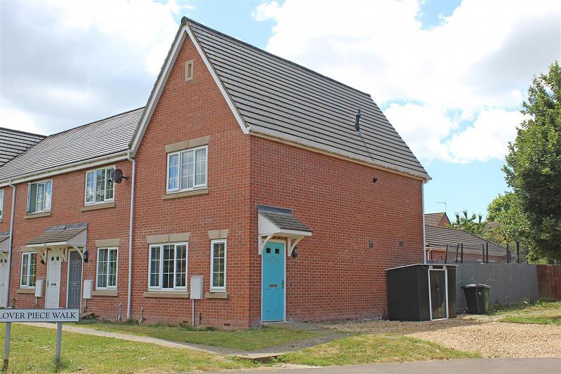 1 Clover Piece Walk, Saxon Gate, Hereford
