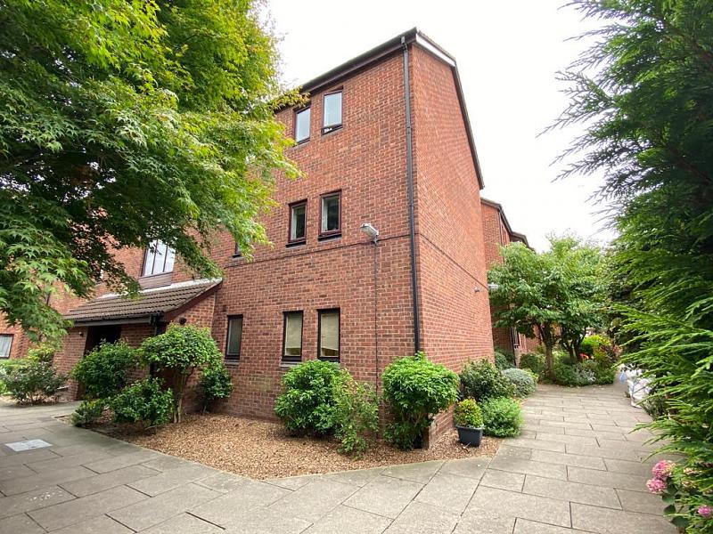 Flat 8, Red Lion Court, Hereford