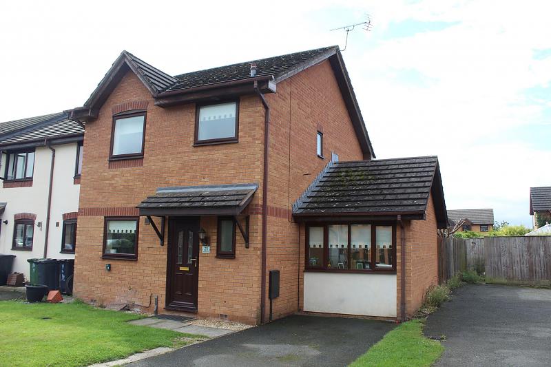 21 The Dales, Lower Bullingham, Hereford