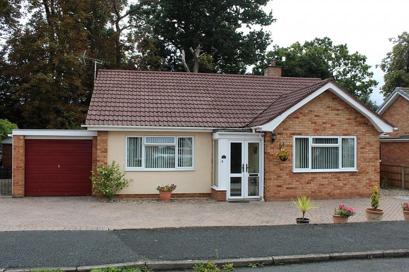 11 Park Close, Holmer, Hereford