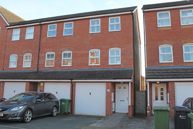 36 Kernal Road, Whitecross, Hereford