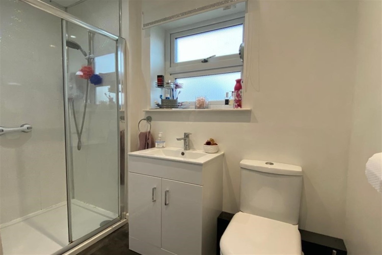 Annex Shower Room 