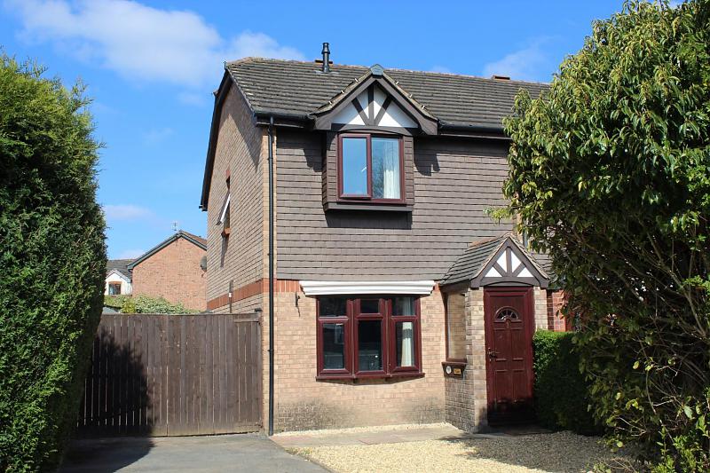 1 Flaxley Drive, Belmont, Hereford