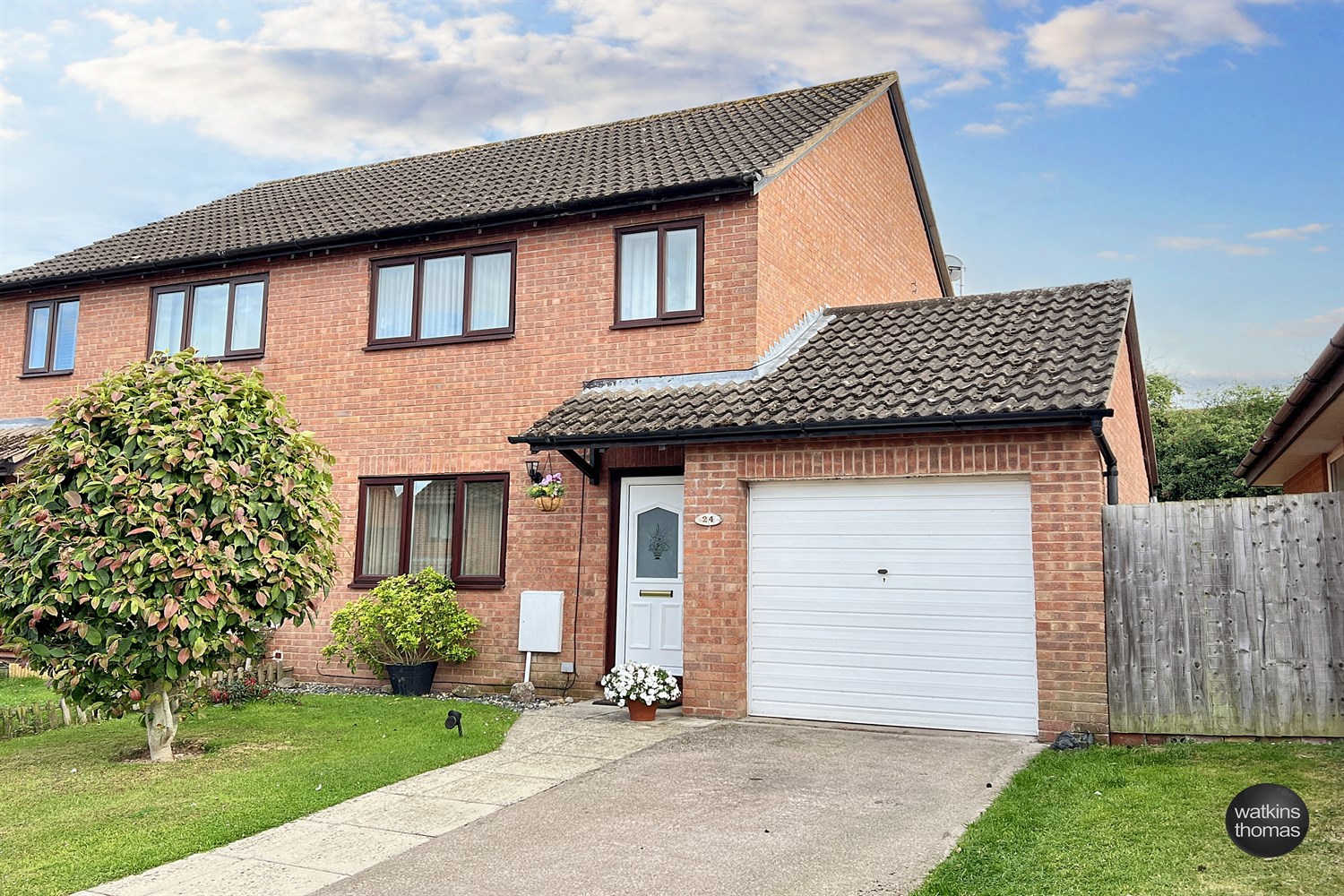 24 Thistledown Grove, Hampton Dene, Hereford