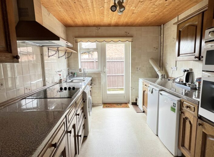 87 Bearcroft, Weobley, Herefordshire, HR4 8TD - photo 6