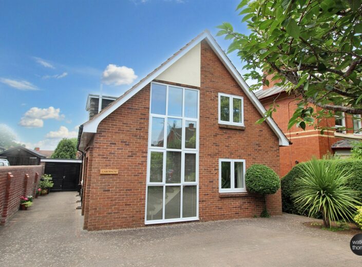 Laburnum, 16a Tower Road, Hereford, HR4 0LF - photo 1