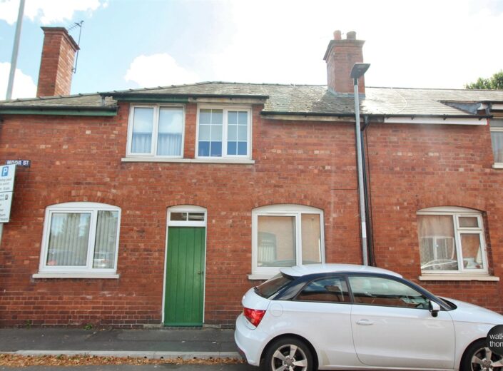 5 Moor Street, Moorfields, Hereford, HR4 9LA - photo 1