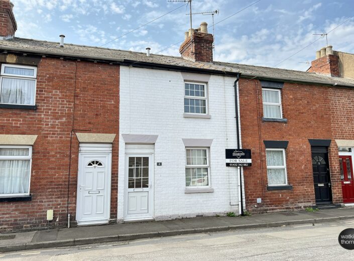 4 Canonmoor Street, Hereford, HR4 9JJ - photo 1