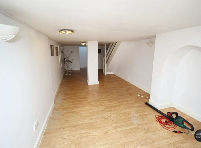 100 Park Street, St James, Hereford, HR1 2RE - photo 8