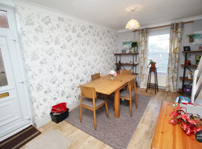 100 Park Street, St James, Hereford, HR1 2RE - photo 2