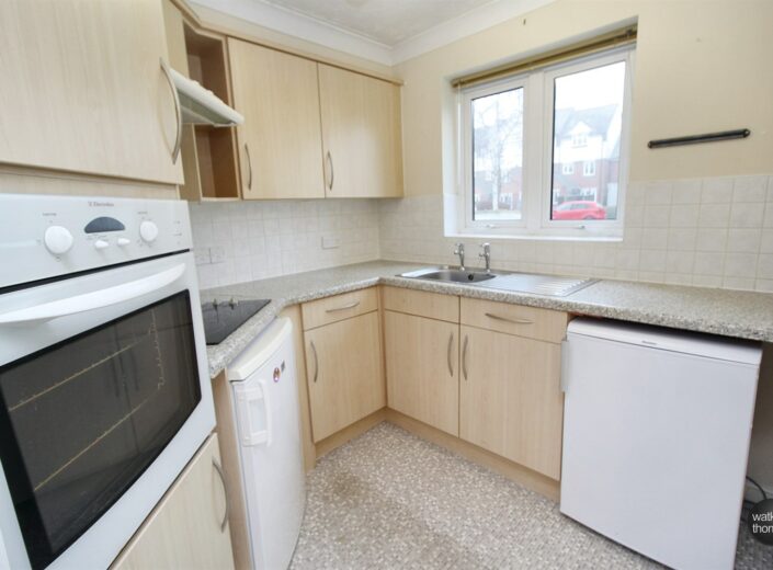 1 Watkins Court, Old Mill Close, Hereford, HR4 0AQ - photo 6
