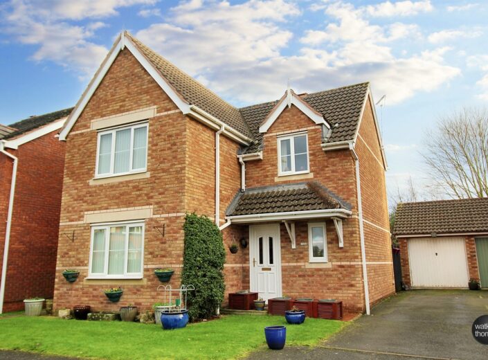 48 Warwick Road, Lower Bullingham, Hereford, HR2 6FB - photo 1