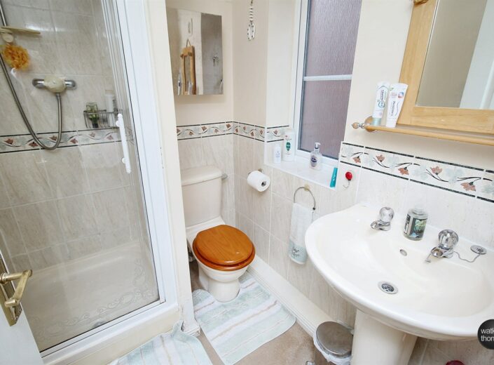 48 Warwick Road, Lower Bullingham, Hereford, HR2 6FB - photo 9