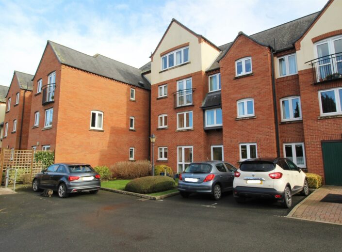 46 Watkins Court, Old Mill Close, Hereford, HR4 0AQ - photo 1