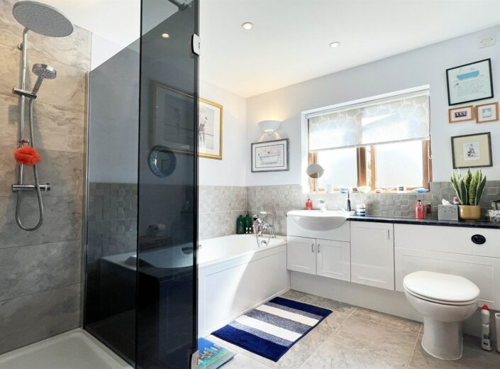 The Willows, Bridge Farm, Wellington, Hereford, HR4 8AZ - photo 20