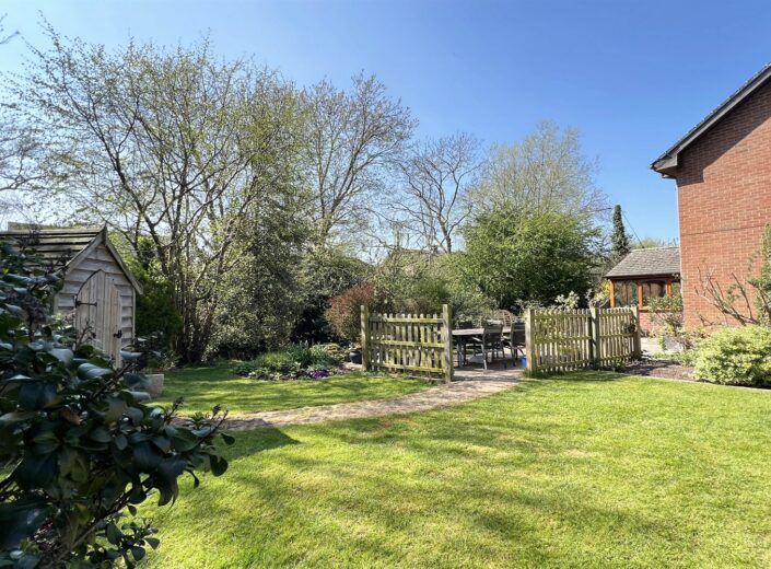 The Willows, Bridge Farm, Wellington, Hereford, HR4 8AZ - photo 3