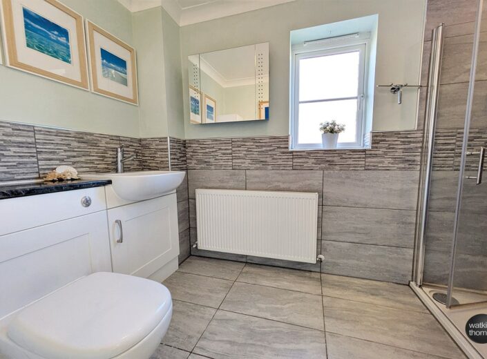 4 The Pippins, Old Clehonger, Hereford HR2 9SG - photo 20