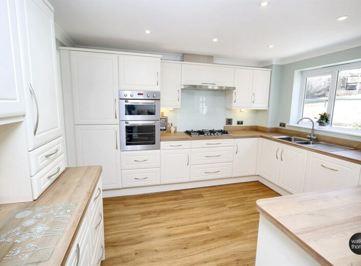 4 The Pippins, Old Clehonger, Hereford HR2 9SG - photo 14