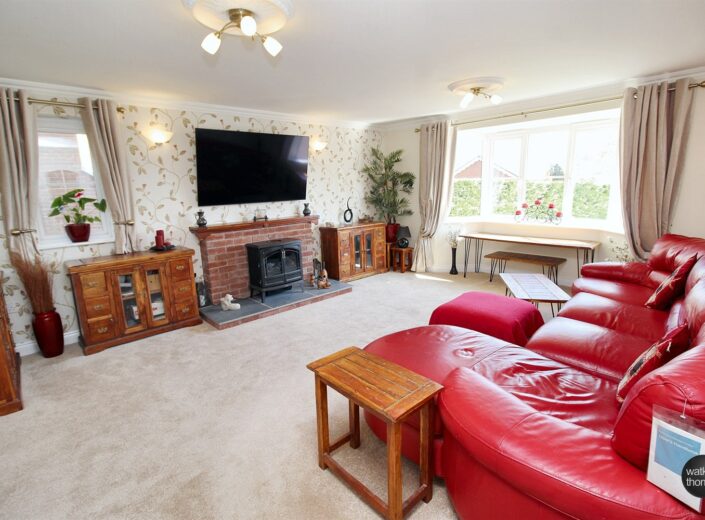 4 The Pippins, Old Clehonger, Hereford HR2 9SG - photo 5