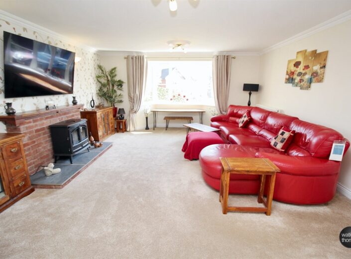 4 The Pippins, Old Clehonger, Hereford HR2 9SG - photo 6