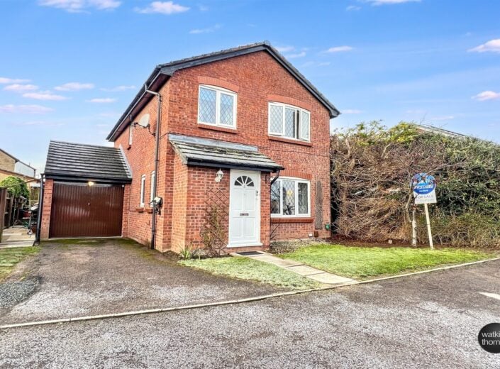 4 Dunster Close, Belmont, Hereford, HR2 7XG - photo 1