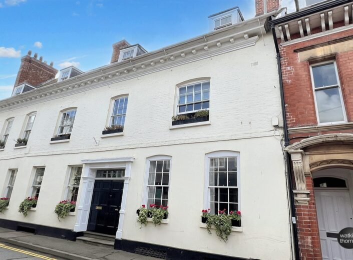 The Penthouse, 102 East Street, Hereford, HR1 2LW - photo 1