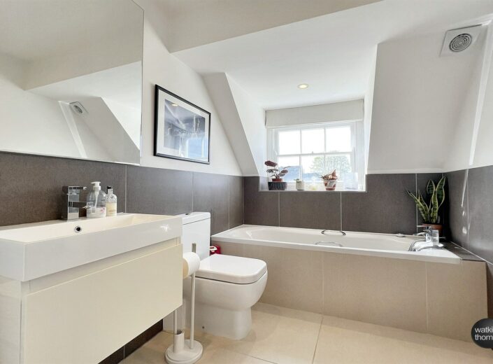 The Penthouse, 102 East Street, Hereford, HR1 2LW - photo 19