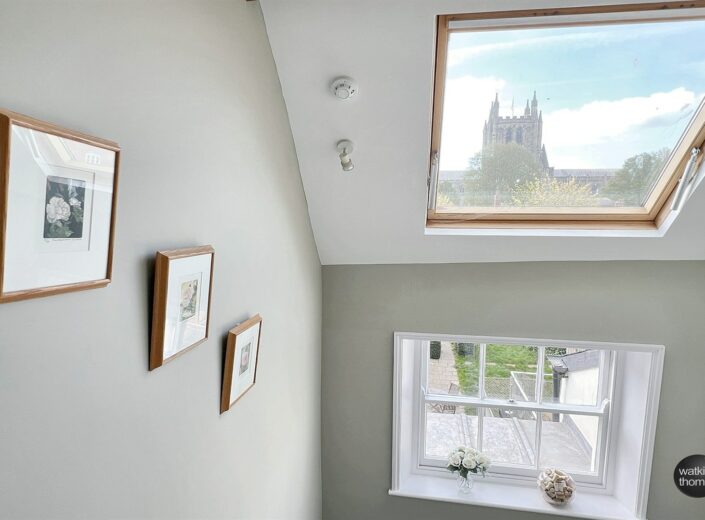 The Penthouse, 102 East Street, Hereford, HR1 2LW - photo 5