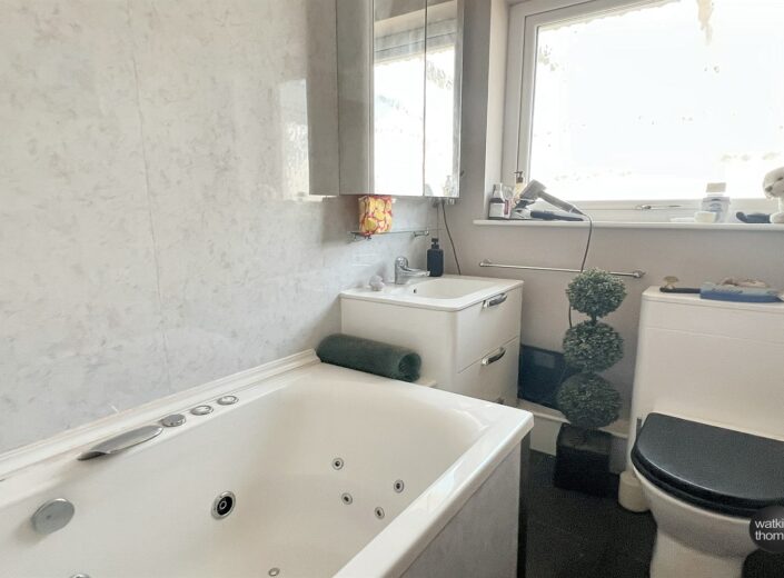 The Lodge, Dinedor, Herefordshire, HR2 6LQ - photo 10