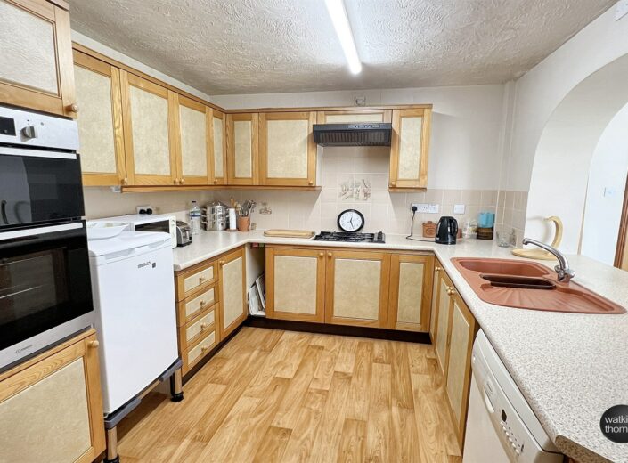 61 Wyedean Rise, Belmont, Hereford, HR2 7XZ - photo 5