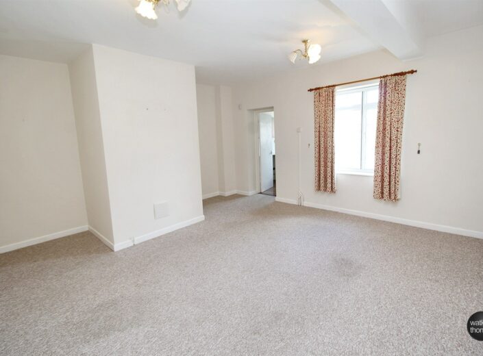 Flat 1, 45 Widemarsh Street, Hereford, HR4 9EA - photo 2