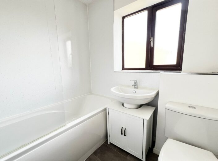 18 Westholme Road, Belmont, Hereford, HR2 7UJ - photo 11