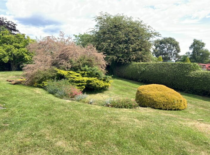 Ridge Acre, Longlands, Marden, Herefordshire, HR1 3ES - photo 2