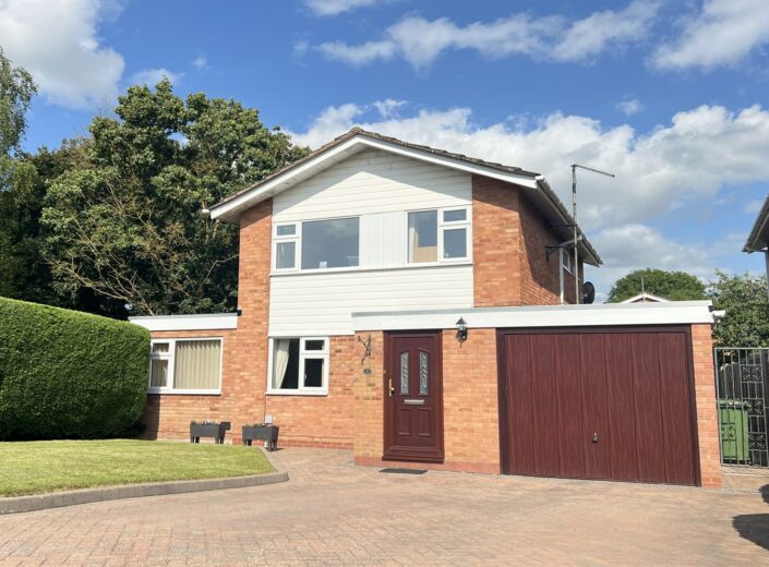 1 Siddons Road, Hampton Dene, Hereford, HR1 1XD - photo 1