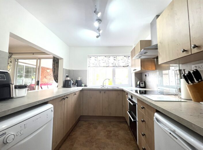 1 Siddons Road, Hampton Dene, Hereford, HR1 1XD - photo 5