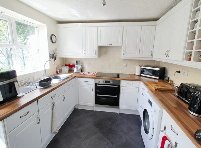 21 Hever Road, Lower Bullingham, Hereford, HR2 6EW - photo 6