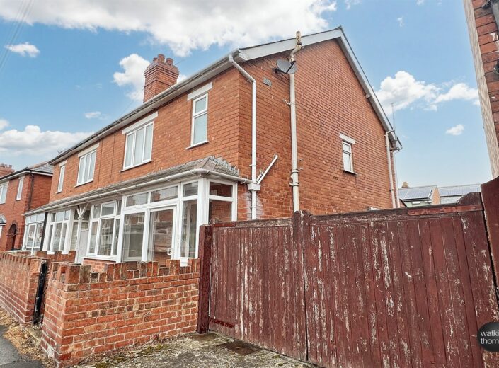 65 Baysham Street, Whitecross, Hereford, HR4 0ET - photo 1