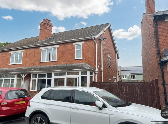 65 Baysham Street, Whitecross, Hereford, HR4 0ET - photo 2