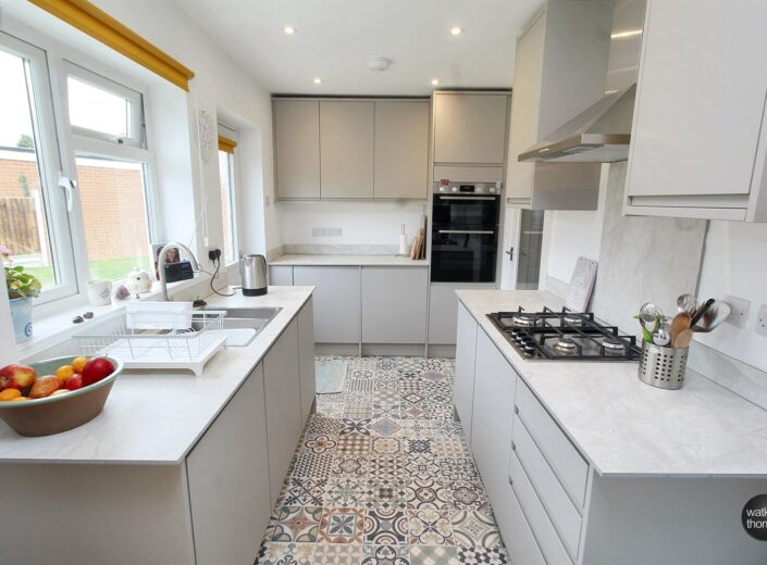 16 Tillington Road, Hereford, HR4 9QJ - photo 4