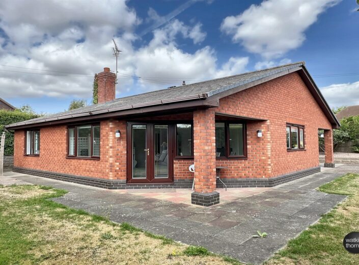 Thorntrees, Sutton St Nicholas, Herefordshire, HR1 3AX - photo 1