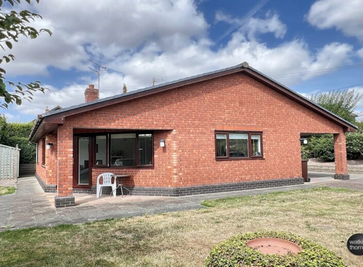 Thorntrees, Sutton St Nicholas, Herefordshire, HR1 3AX - photo 3