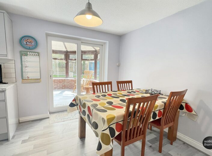 27 Grampian Close, Kings Acre, Hereford, HR4 0TA - photo 9