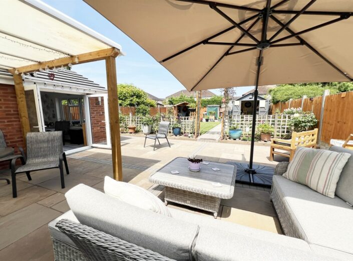 187 Ledbury Road, Tupsley, Hereford, HR1 1QD - photo 17