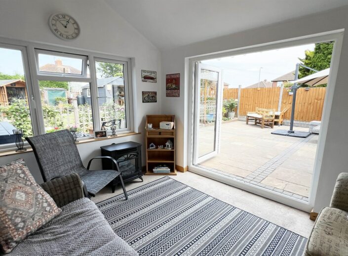 187 Ledbury Road, Tupsley, Hereford, HR1 1QD - photo 19