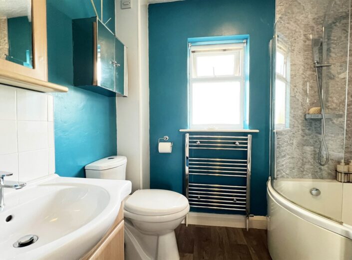 187 Ledbury Road, Tupsley, Hereford, HR1 1QD - photo 12