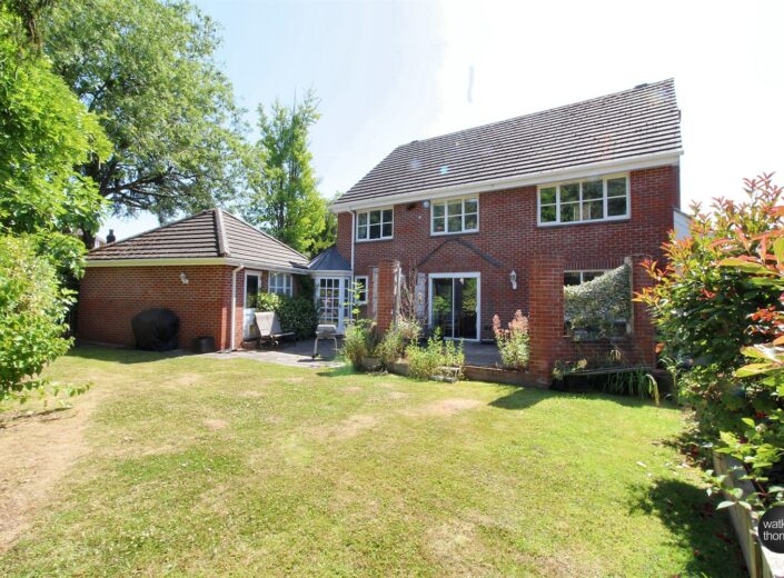 8 Clarksons Lane, Off Ledbury Road, Hereford, HR1 1RN - photo 10