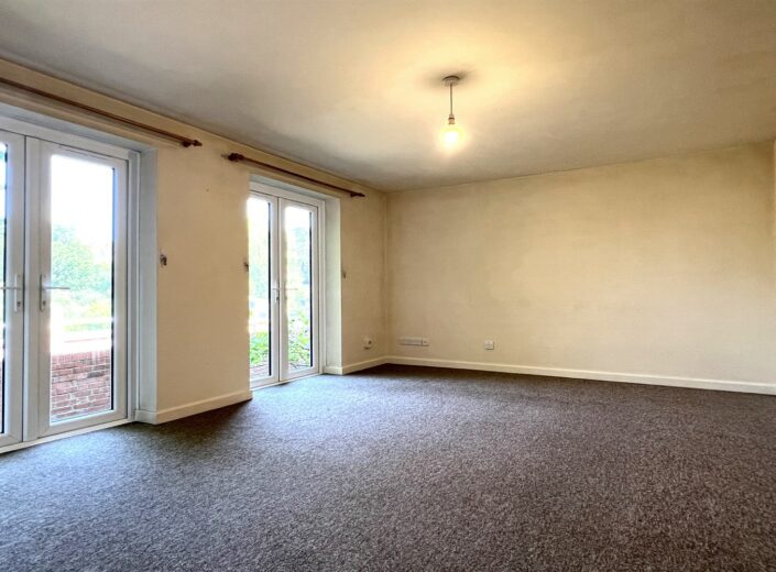 Apartment , Old Ford House, Wye Street, Hereford, HR2 7RA - photo 6