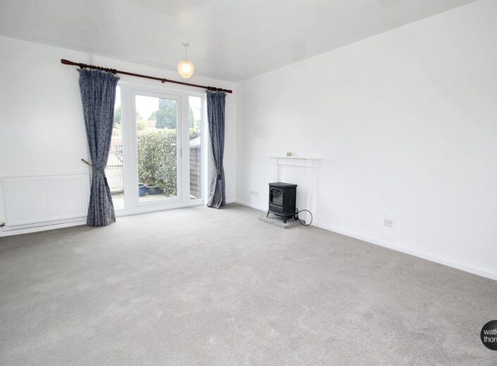 47 Sandown Drive, Bobblestock, Hereford, HR4 9LU - photo 2