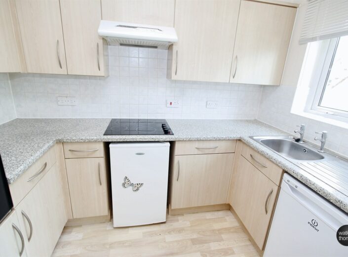 19 Watkins Court, Old Mill Close, Hereford, HR4 0AQ - photo 5